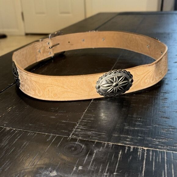 Source Unknown Accessories - Embossed Western Cowgirl Cabochon Heavy Duty Leather USA Medium Rodeo Festival‍‍